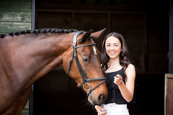 Horse equine photographer Leeds West Yorkshire pony photography